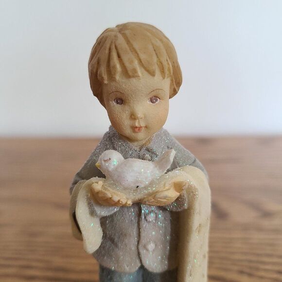 Foundations by Karen Hahn Boy With Bird and Blanket Confirmation Cute Figurine - Picture 6 of 9
